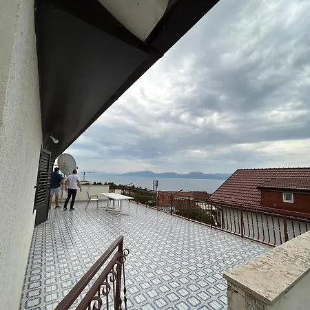 Apartamento House Near The Sea In *