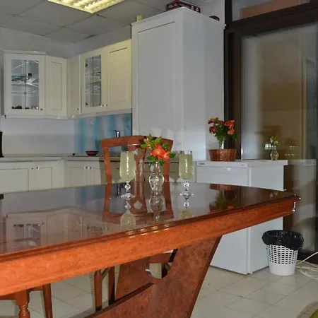 House Near The Sea In Apartamento